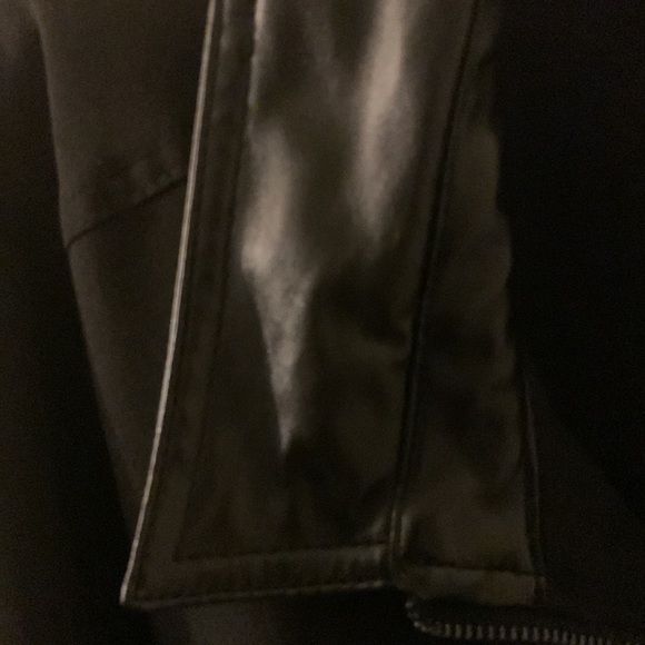 Black zip front knee length dress with faux leather on the collar and sleeves - Picture 6 of 6